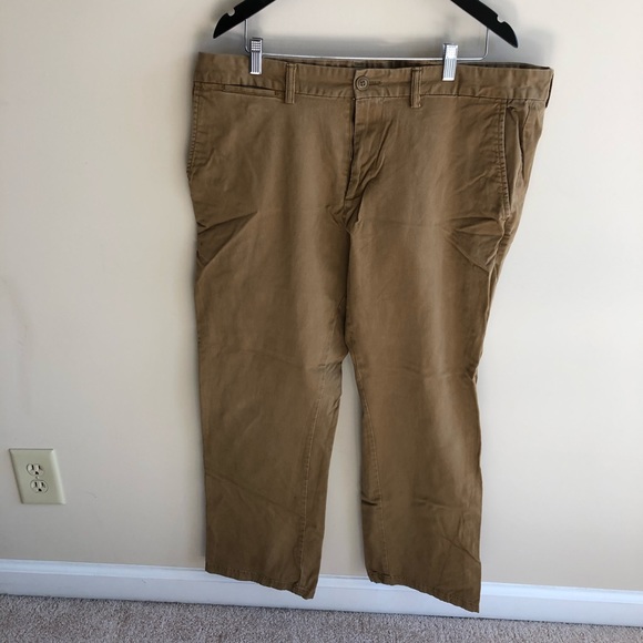 💜 Old Navy Dark Khakis Slim 40 x 30